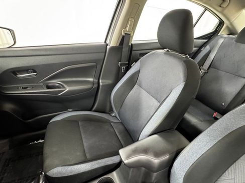 Used 2023 Nissan Versa SV FWD image 13
