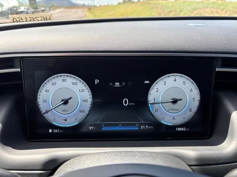 Certified 2023 Hyundai Santa Cruz SEL w/ Activity Package AWD/4WD image 22