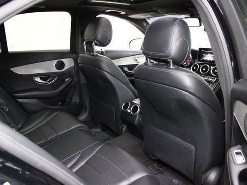 Used 2018 Mercedes-Benz C 300 Sedan w/ Premium Package image 22