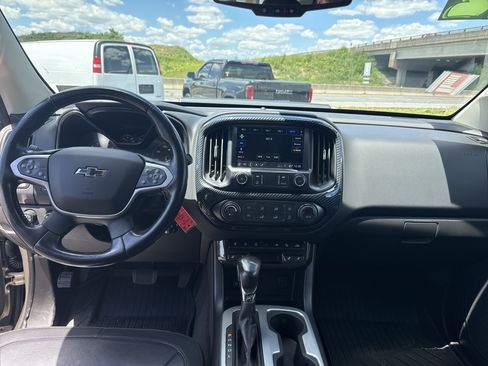 Used 2022 Chevrolet Colorado ZR2 w/ ZR2 Dusk Special Edition AWD/4WD image 15