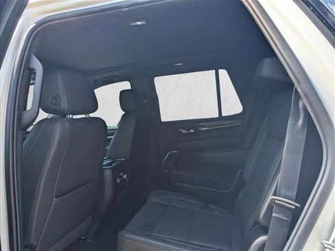 Used 2022 GMC Yukon Denali AWD/4WD image 13