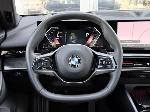 Used 2024 BMW 530i w/ Premium Package RWD image 32