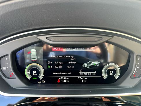 Used 2021 Audi A8 L 3.0T w/ Executive Plus Package image 17