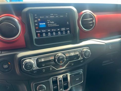 Used 2021 Jeep Wrangler Unlimited Rubicon AWD/4WD image 20