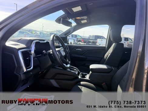 Used 2024 GMC Canyon Elevation w/ Convenience Package image 11