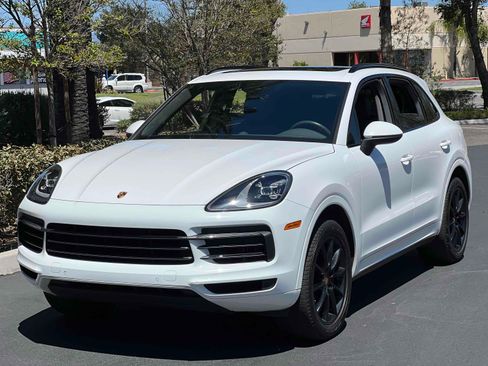 Used 2019 Porsche Cayenne AWD/4WD image 12