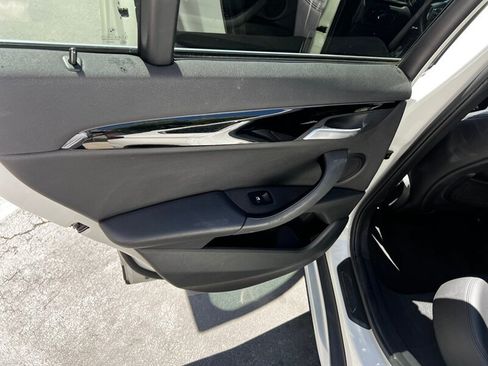 Used 2017 BMW X1 xDrive28i AWD/4WD image 23