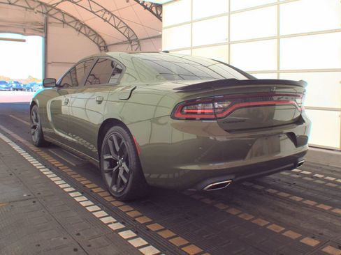Used 2022 Dodge Charger SXT w/ Blacktop Package image 11