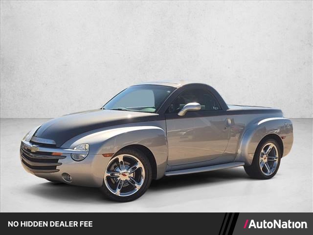 Used 2005 Chevrolet SSR w/ Preferred Equipment Group RWD image 1