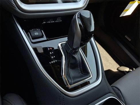 New 2025 Subaru Legacy Limited image 11