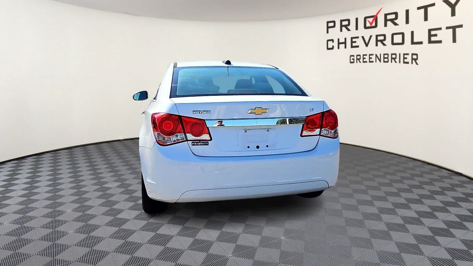 Used 2016 Chevrolet Cruze LT FWD image 7