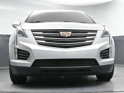 Used 2018 Cadillac XT5 Luxury w/ Driver Awareness Package image 24