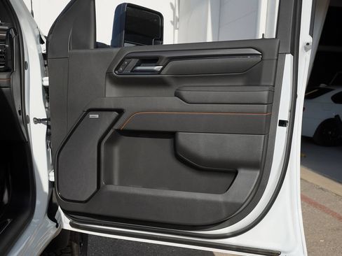 New 2026 GMC Sierra 2500 AT4 w/ AT4 Premium Plus Package AWD/4WD image 26