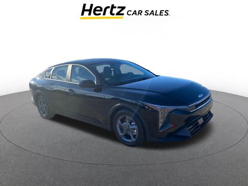 Used 2025 Kia K4 LXS image 1