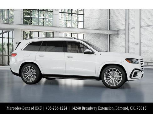 New 2026 Mercedes-Benz GLS 580 4MATIC image 14