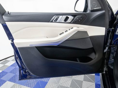 Used 2020 BMW X5 M50i w/ Executive Package AWD/4WD image 13