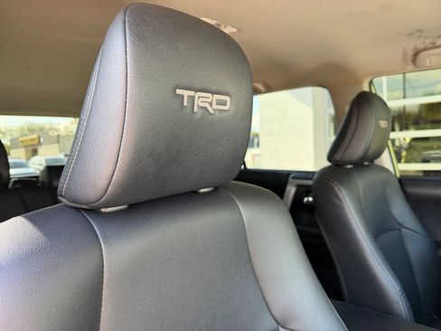 Used 2023 Toyota 4Runner TRD Sport w/ Technology Package AWD/4WD image 17