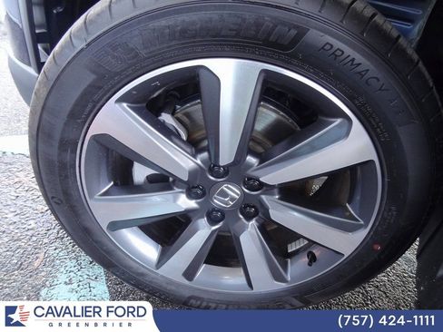 Used 2025 Honda Pilot Touring image 44