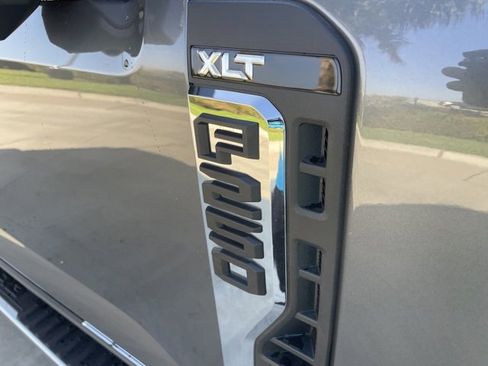 New 2026 Ford F250 XLT w/ XLT Premium Package image 31
