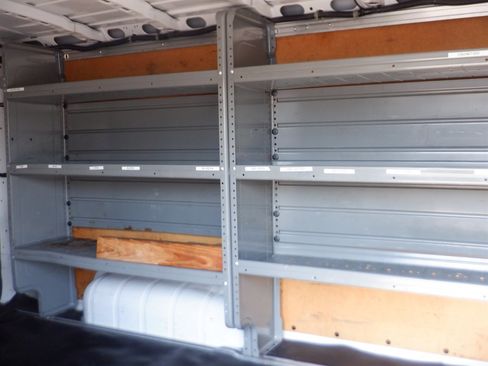 Used 2021 Nissan NV 2500 SV w/ Navigation Package image 10