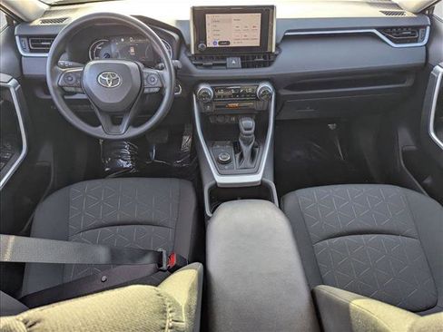 Used 2025 Toyota RAV4 XLE w/ Convenience Package image 19