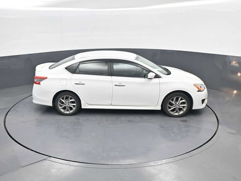 Used 2014 Nissan Sentra SR w/ SR Driver Package FWD image 30