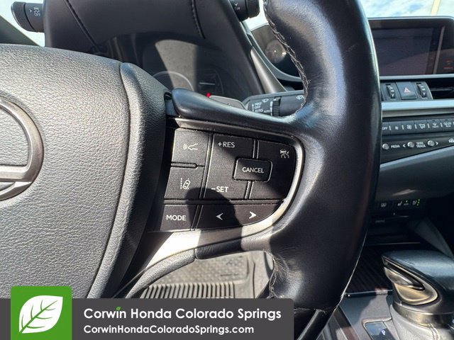 Used 2019 Lexus ES 300h FWD image 15