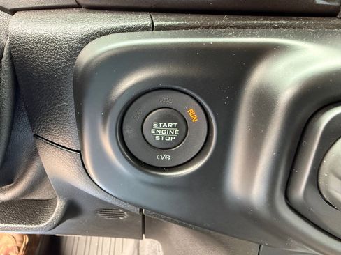 Used 2020 Jeep Wrangler Unlimited Sport image 16