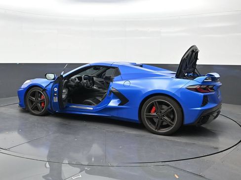 Used 2024 Chevrolet Corvette Stingray Preferred Conv w/ Z51 Performance Package RWD image 30