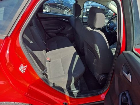 Used 2016 Ford Focus SE image 14