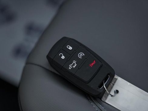 Used 2021 RAM 2500 Power Wagon image 45