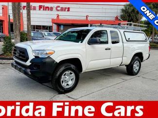 Used 2022 Toyota Tacoma SR video 1
