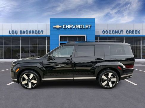 Used 2024 Hyundai Santa Fe Limited AWD/4WD image 5