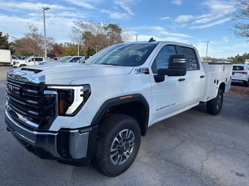 New 2026 GMC Sierra 3500 Pro w/ Convenience Package image 1