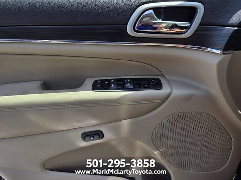 Used 2020 Jeep Grand Cherokee Limited w/ Luxury Group II RWD image 30