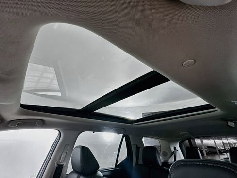 Used 2023 Honda Pilot Touring image 26