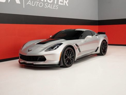 Used 2017 Chevrolet Corvette Grand Sport w/ Z07 Performance Package RWD image 19
