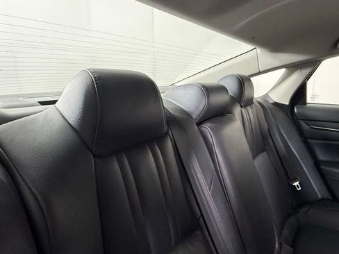 Used 2018 Honda Accord LX image 24