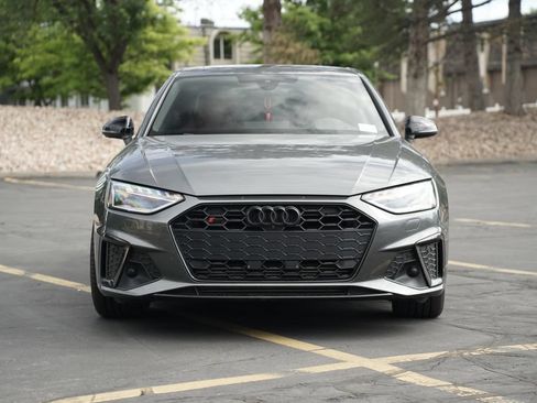 Used 2022 Audi S4 Prestige AWD/4WD image 9