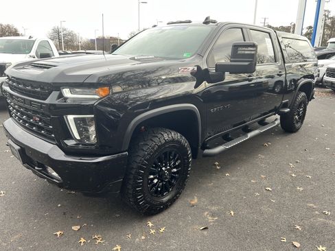 Used 2022 Chevrolet Silverado 2500 LTZ w/ LTZ Plus Package image 5