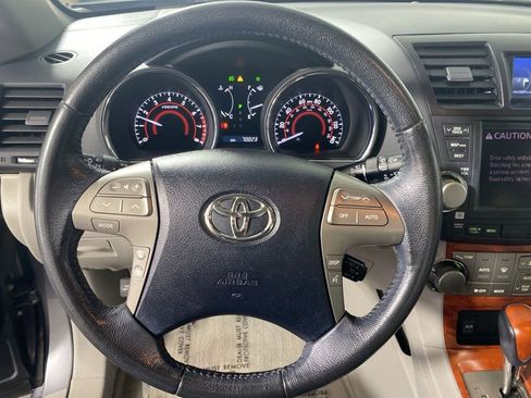 Used 2010 Toyota Highlander Limited image 16