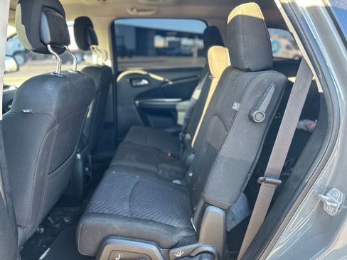 Used 2019 Dodge Journey SE w/ Connectivity Group image 13