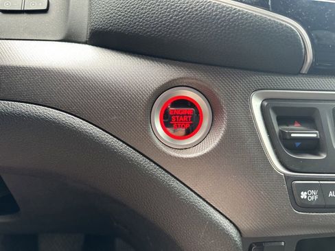 Used 2023 Honda Ridgeline RTL-E image 24