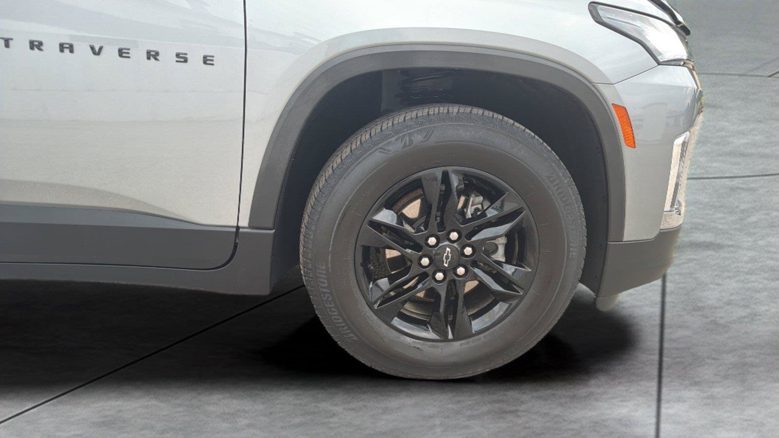 Used 2023 Chevrolet Traverse LT w/ Midnight/Sport Edition AWD/4WD image 26