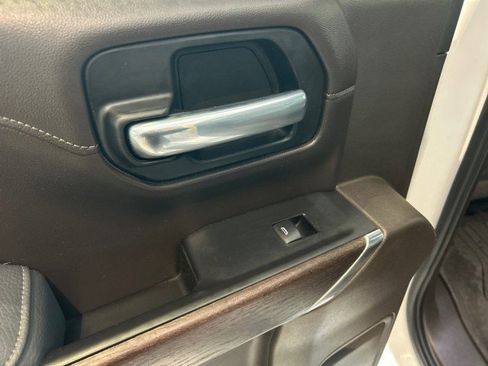 Used 2021 GMC Sierra 1500 Denali w/ Driver Alert Package II image 40