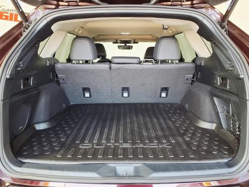 Used 2024 Subaru Outback Limited AWD/4WD image 9
