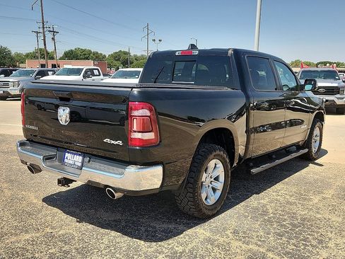Used 2023 RAM 1500 Laramie AWD/4WD image 3
