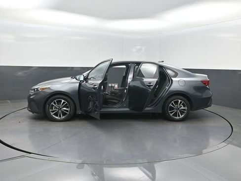 Used 2023 Kia Forte LXS FWD image 35