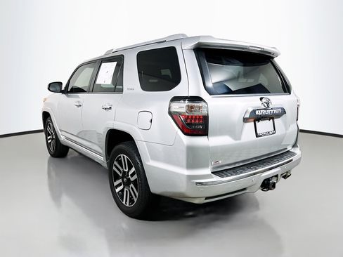 Used 2018 Toyota 4Runner Limited AWD/4WD image 8