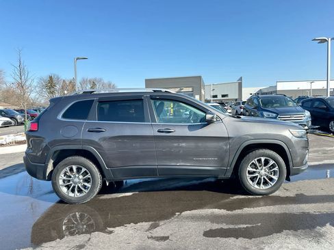 Used 2019 Jeep Cherokee Latitude Plus w/ Cold Weather Group image 14